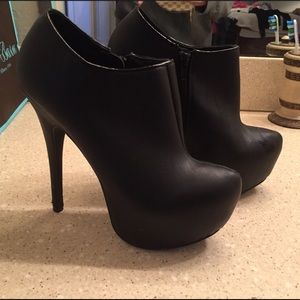 ❌SOLD Forever21 Sky High Platform Stiletto Booties
